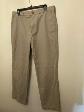 Classic Men's Tan Dress Pants size 34x32